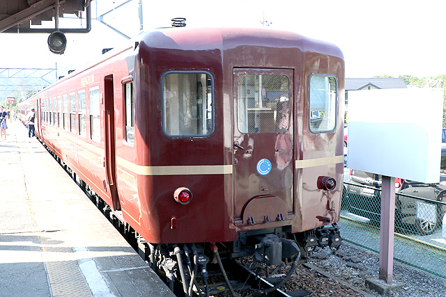 秩父鉄道12系車内