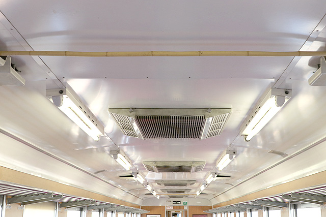 秩父鉄道12系天井部